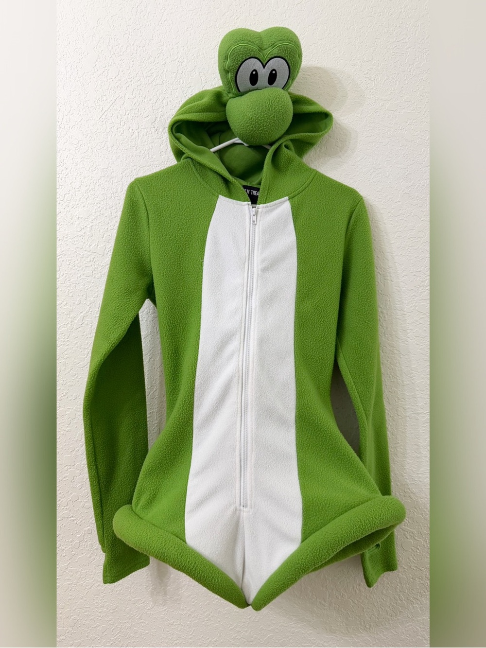 Dolls Kill Trickz N’ Treatz Yoshi DINO FRIEND COSTUME - GREEN Size M